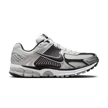 Nike Zoom Vomero 5 - Metallic Silver Black